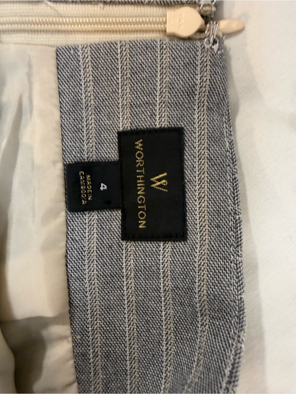 Worthington Gray Pinstripe Pencil Skirt - Picture 4 of 10